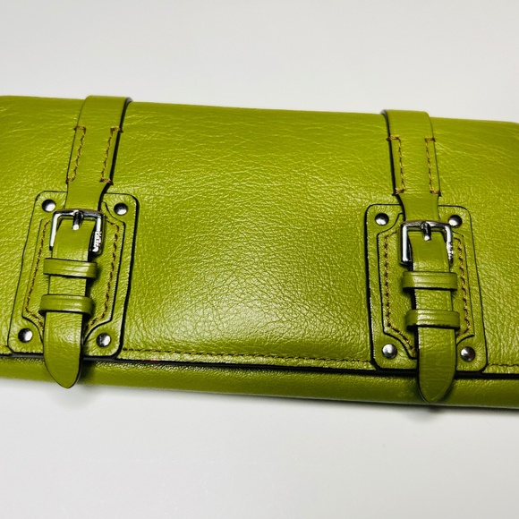 💚TUMI MULTI-CARD WALLET💚 - Picture 1 of 8